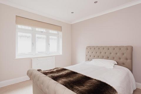 66a Reigate Road, Epsom, KT17 3DT