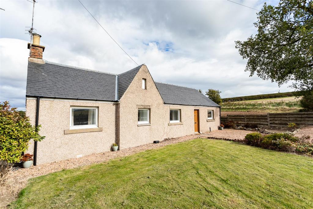 Rait Road, Perth 2 bed cottage £186,500