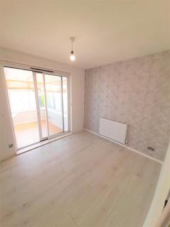 3 Cedar Avenue, Rhyl, LL18 4JS