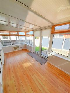 3 Cedar Avenue, Rhyl, LL18 4JS