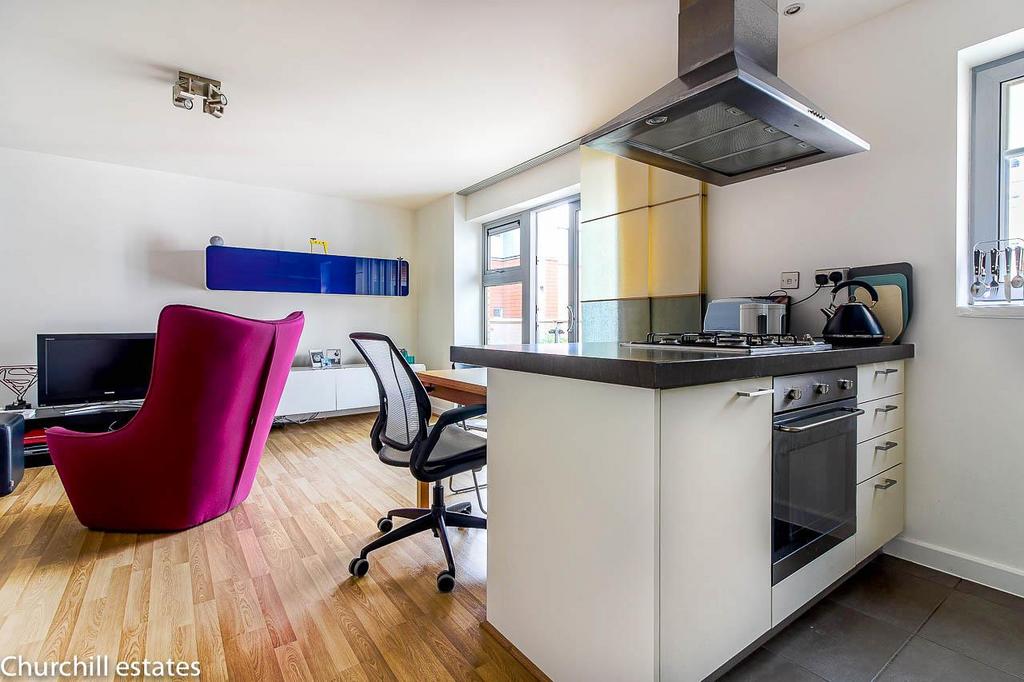 Kitchen2.jpg
