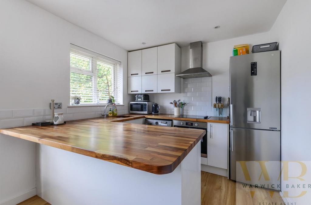 Queens Place, ShorehamBySea 2 bed flat £249,950