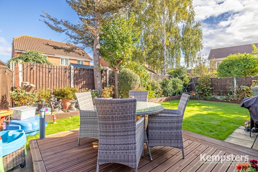 Rear Garden 4.jpg