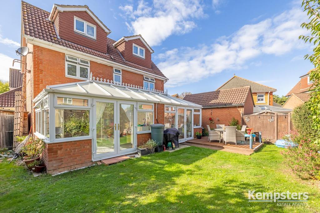 Rear Garden 1.jpg