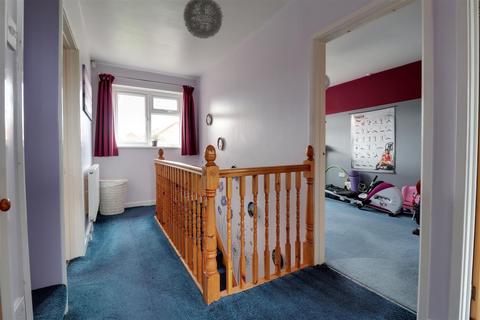 59a Upton Close, Barnwood, Gloucester, GL4 3EX