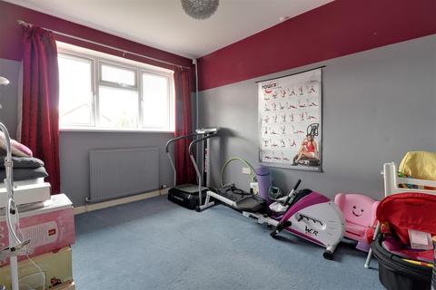 59a Upton Close, Barnwood, Gloucester, GL4 3EX