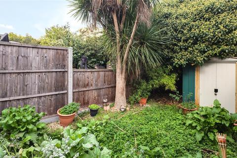 15a Leagrave Street, London, E5 9QX