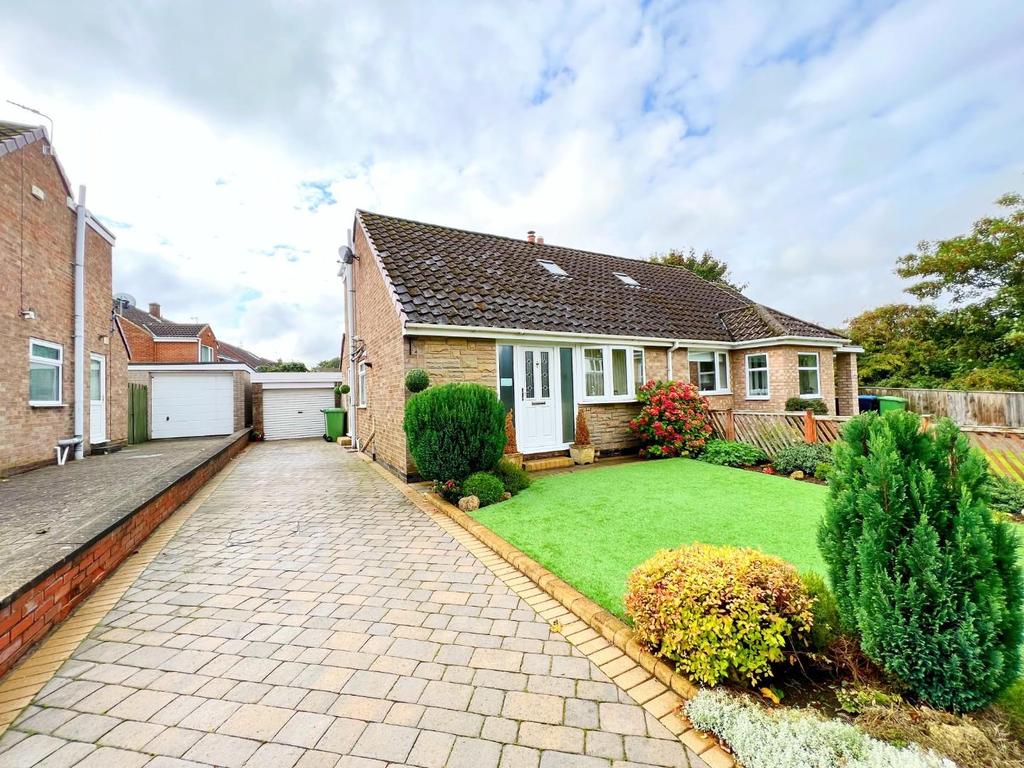 Hornby Avenue, Sedgefield, StocktonOnTees 2 bed semidetached bungalow £185,000