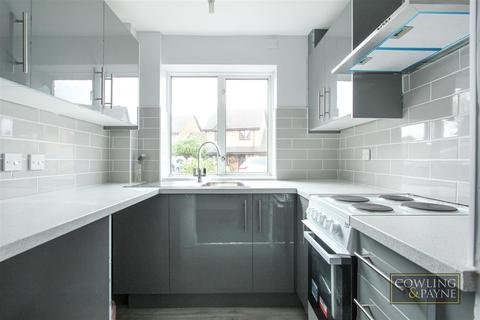 10 Doeshill Drive, Wickford, SS12 9RD