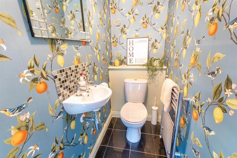 2b Hund Oak Drive, Hatfield, Doncaster, DN7 6RL