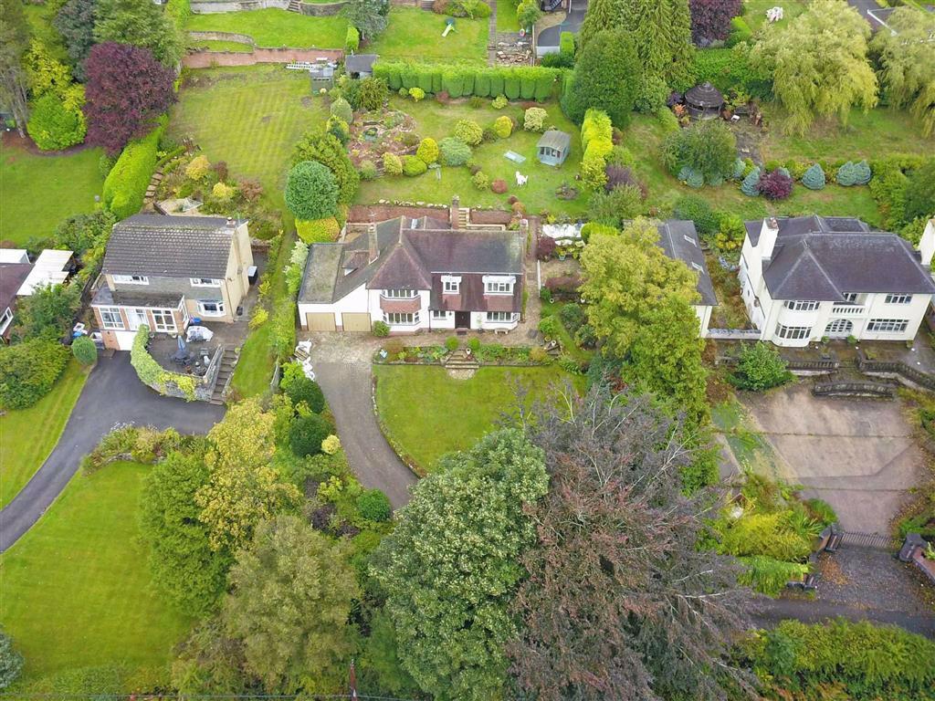 Cheddleton Road, Leek 5 bed detached house £650,000