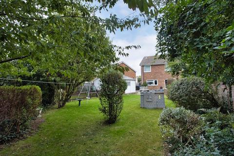 8 Darracott Close, Deal, CT14 9PU