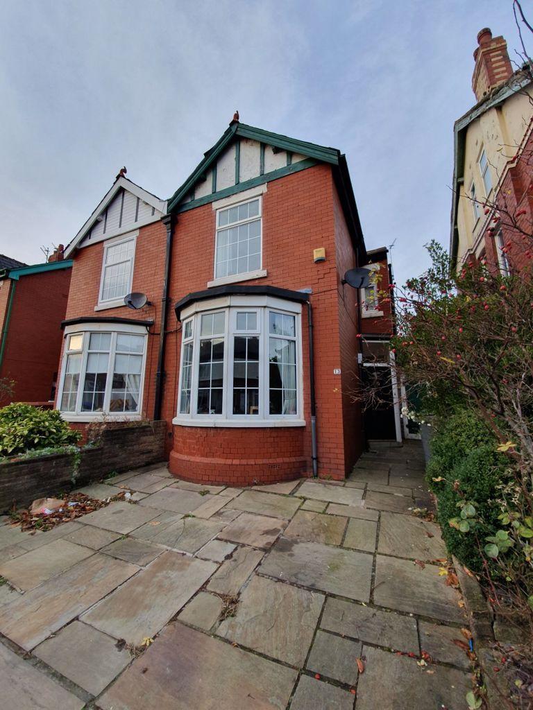 Gloucester Avenue, Blackpool, Lancashire 3 bed semidetached house £