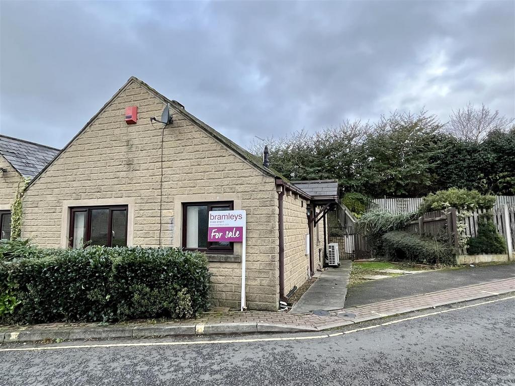 Bradley View, Holywell Green 2 bed semidetached bungalow £127,500