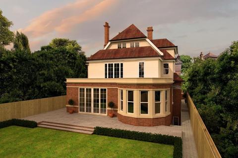 21 Malcolm Road, London, SW19 4AS