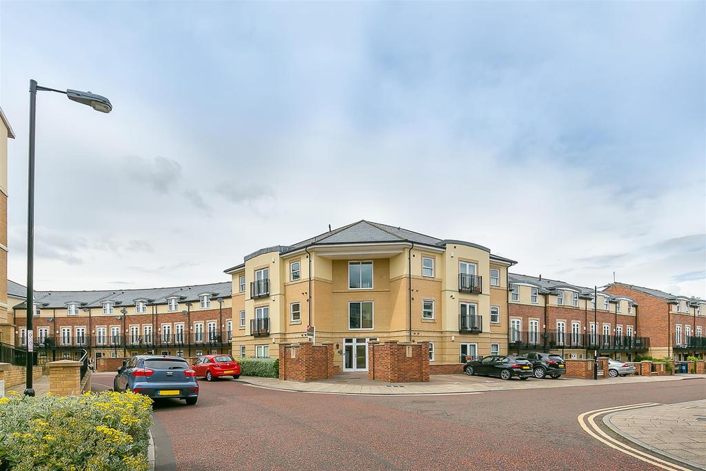 Grove Park Crescent, Gosforth, Newcastle upon Tyne 2 bed flat £1,250