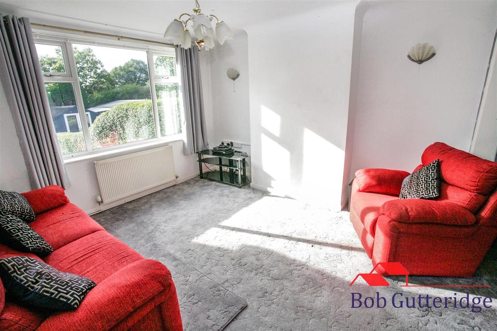 Moorthorne Crescent, Bradwell, Newcastle 3 bed semidetached house £