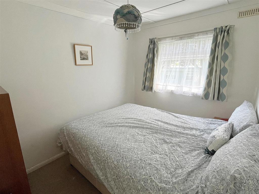 Bedroom One.jpg