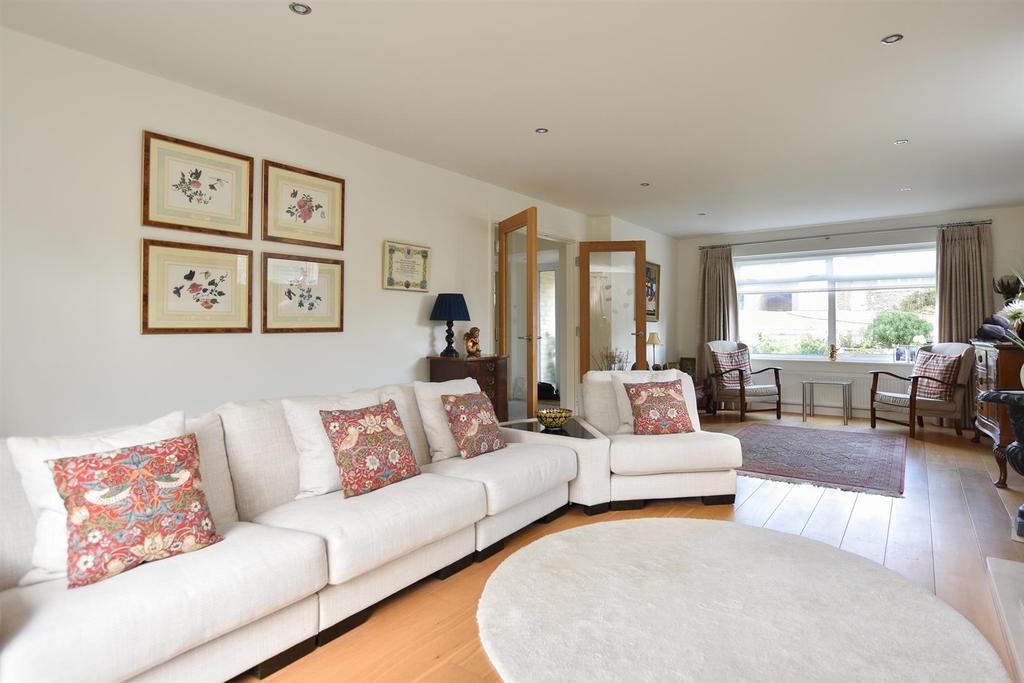 Denehurst Gardens, Hastings 4 bed detached house for sale £650,000