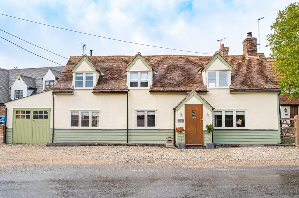 Bannister Green, Felsted, Dunmow 4 bed detached house for sale £700,000