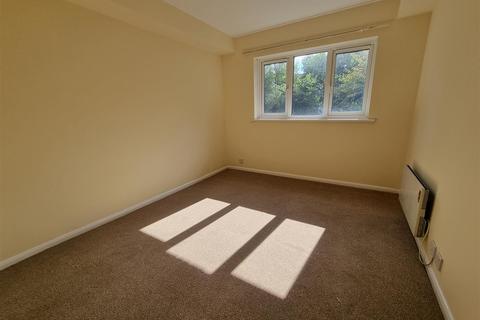 1 bedroom flat for sale - St Benedicts Close, Tooting