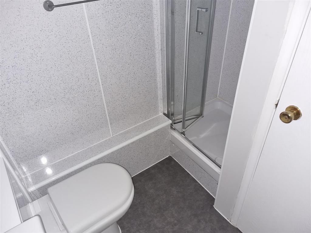79 St Benedicts Bathroom.jpg