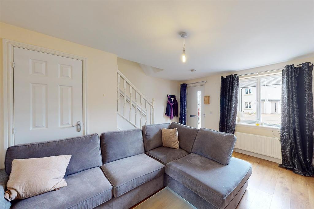 Bell Gardens, Perth 2 bed house £152,500