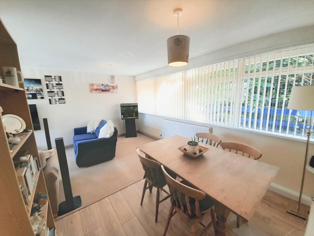 Libra Parade, Front Street, Birstall... 2 bed apartment £125,000