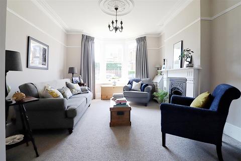 10 Stanhope Road, Sidcup, DA15 7HA