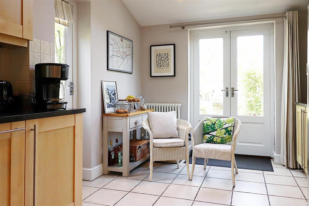 Extended Kitchen Vie