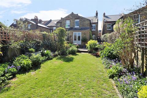 10 Stanhope Road, Sidcup, DA15 7HA