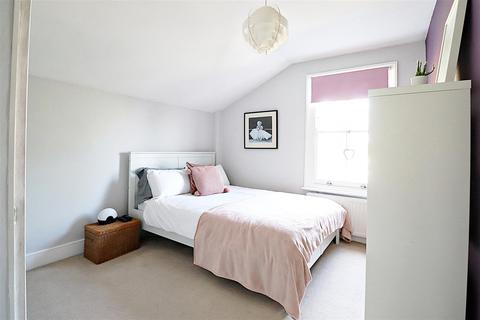 10 Stanhope Road, Sidcup, DA15 7HA