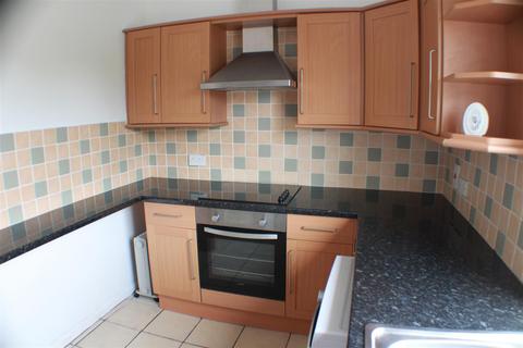 1 bedroom flat to rent - Portsmouth Road, Southampton