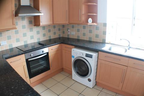 1 bedroom flat to rent - Portsmouth Road, Southampton
