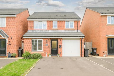 65 Herringbone Way, Kingswinford, DY6 7NE