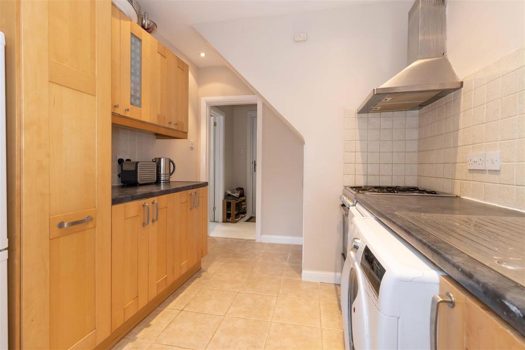 Ringmer Road, Worthing 3 bed terraced house £365,000