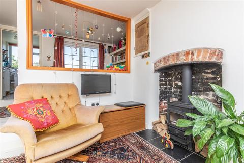2 bedroom cottage for sale - Priory Street, Lewes