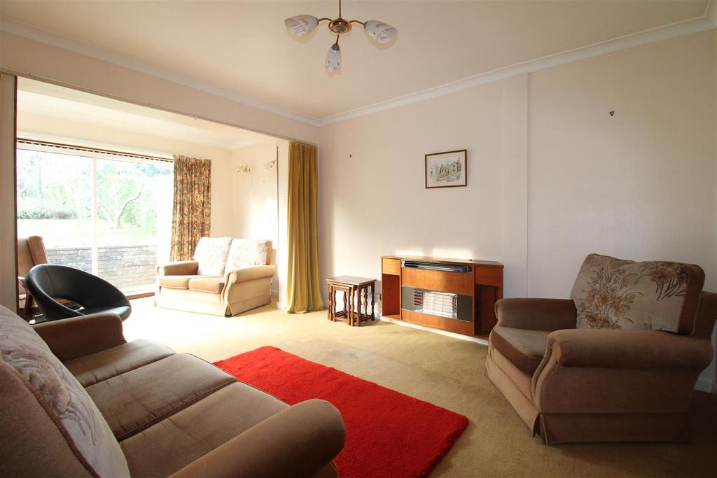Hyperion Road, Stourton, Stourbridge 3 bed detached house £475,000
