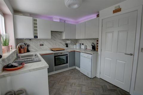 3 bedroom semi-detached house for sale - Kielder Drive, The Middles, Stanley, DH9