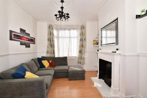 25 Twyford Road, Ilford, IG1 2QN