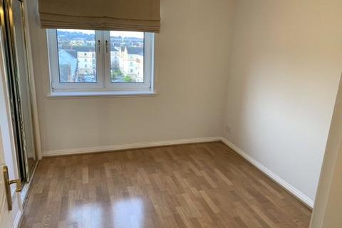 2 bedroom flat to rent, Sinclair Close, Edinburgh, EH11