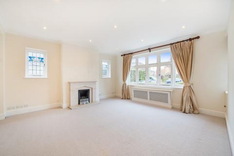 4 bedroom detached house to rent, West Grove, Hersham, Walton-On-Thames, KT12