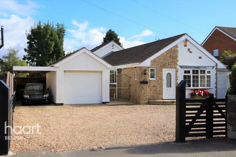 4 bedroom detached bungalow for sale - Town End, Alfreton