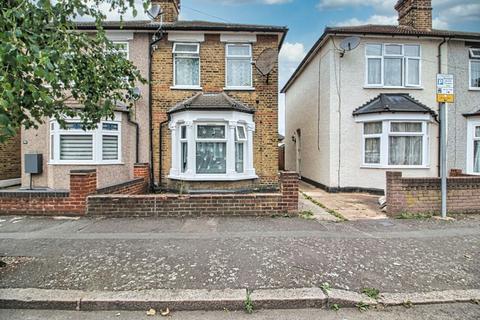 54 Cotleigh Road, Romford, RM7 9AS