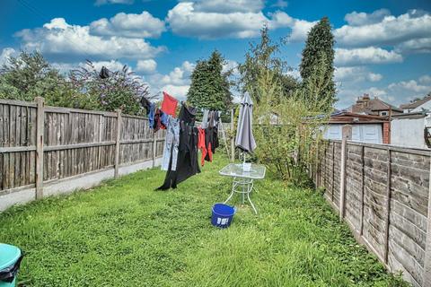 54 Cotleigh Road, Romford, RM7 9AS