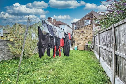 54 Cotleigh Road, Romford, RM7 9AS