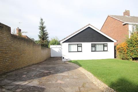 2 bedroom bungalow for sale - Green Farm Close, Orpington, BR6