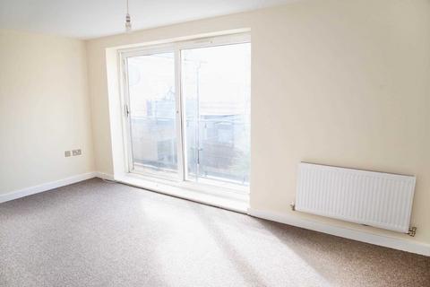 11 Murray Close, London, SE28 0NT