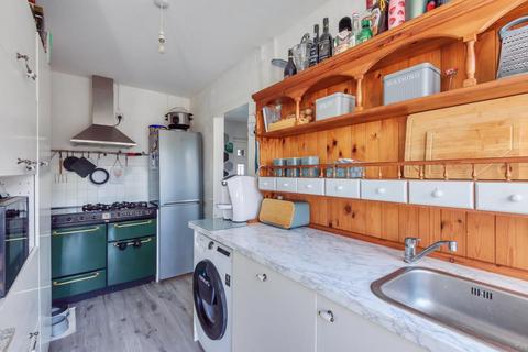 37 Saxton Road, Abingdon, OX14 5JD