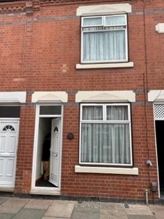 3 bedroom flat to rent - Willowbrook Road, Humberstone, Leicester, LE5